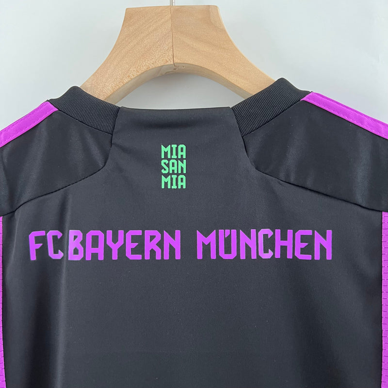 Kit Infantil Bayern Muchen II  23/24 Adidas - Preto